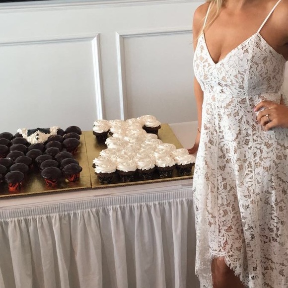 Lulu’s White Dress | 10 - Picture 3 of 6